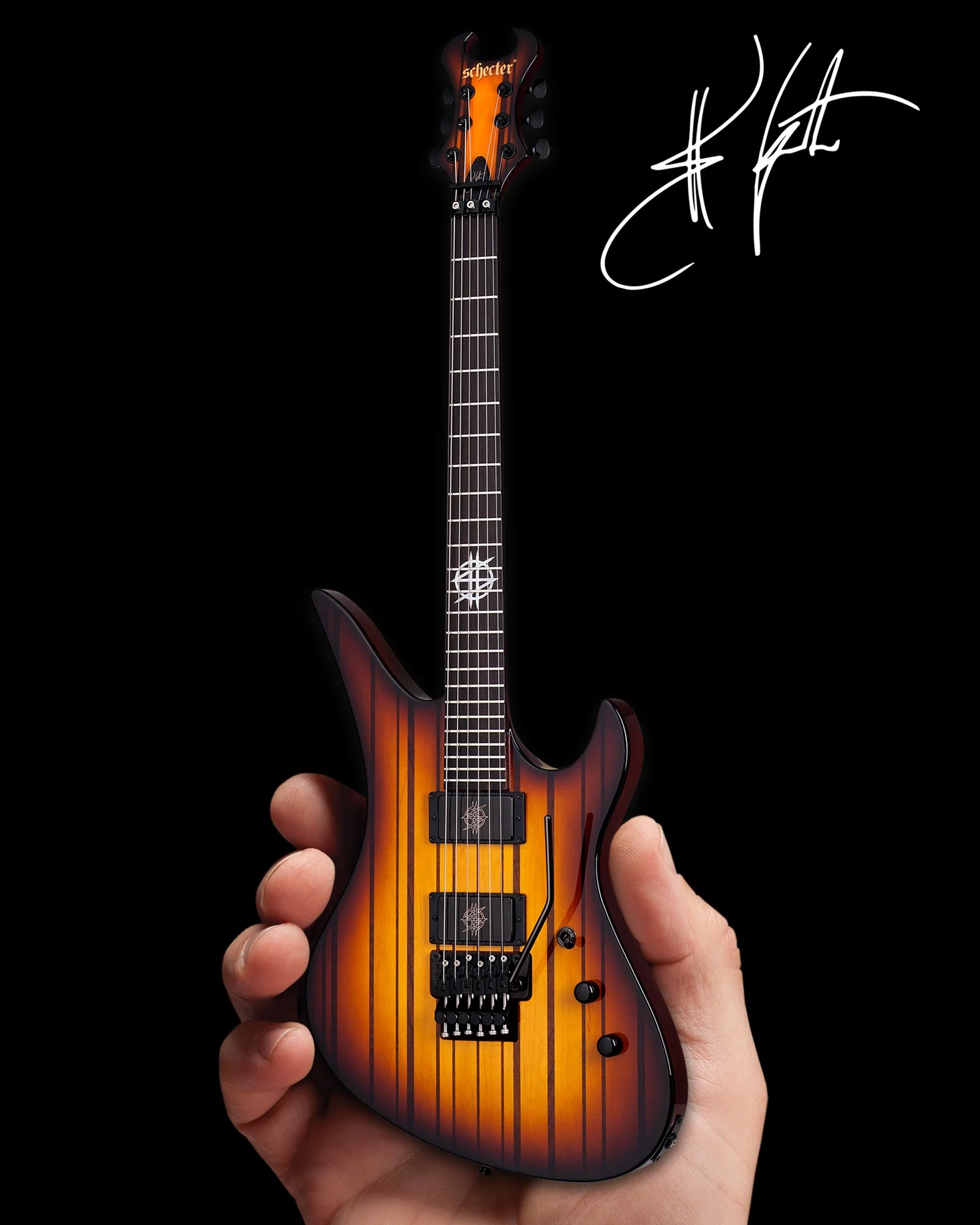 OFFICIALLY LICENSED SYNYSTER GATES FR USA SIGNATURE SCHECTER MINI GUITAR FROM AVENGED SEVENFOLD - Image 5