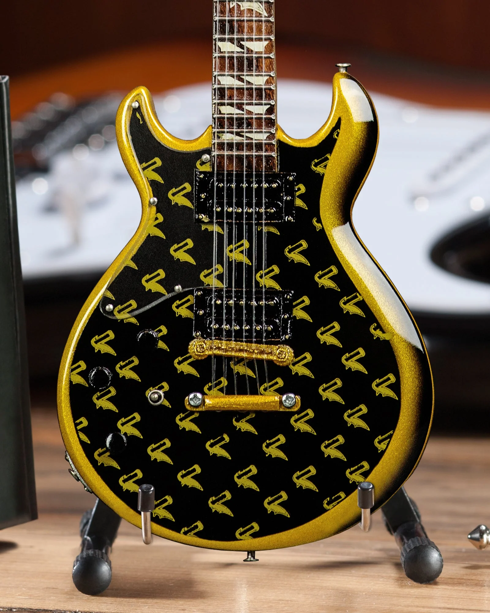 OFFICIALLY LICENSED ZACKY VENGEANCE BLADE SCHECTER MINI GUITAR FROM AVENGED SEVENFOLD - Image 4